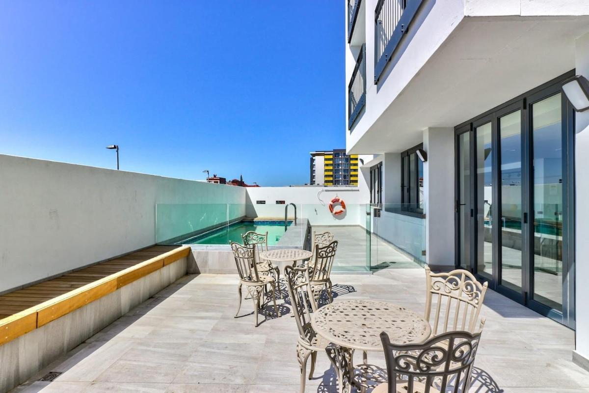 Apartment Compact 2 Bed Aptmt Parking Communal Lounge *